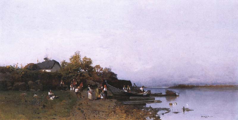 Рыбацкие лодки у реки